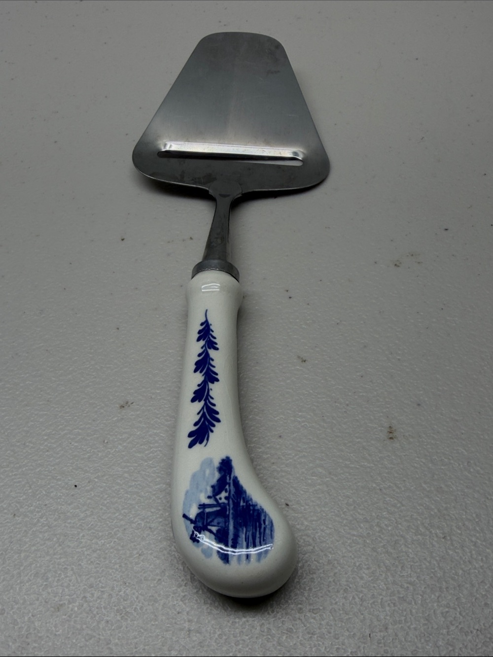 Blue-Pattern Ceramic Handle Cheese Spatula - White and Blue